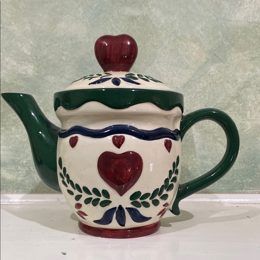 CBK LTD Heart Warmer Design Teapot, vintage